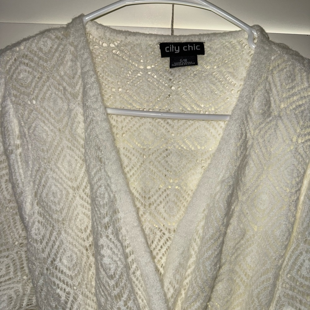 City Chic Cream Textured Wrap Robe - Picture 3 of 9